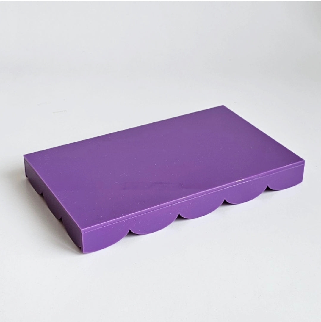 Suporte-Bandeja-Babados-Altura-em-Acrílico-Liso-Lilas