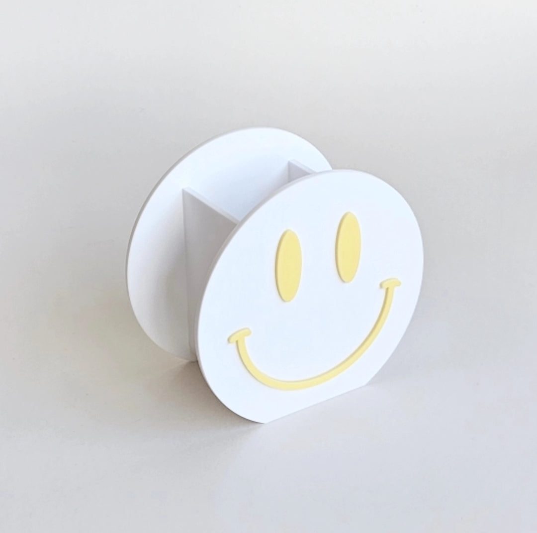 Piruliteiro-ou-porta-Lápis-Em-Acrílico-smile-branco-com-amarelo-candy