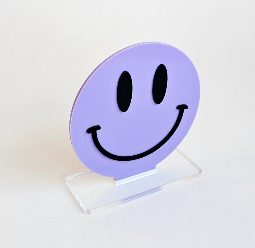 Adorno de Mesa em Acrílico Smile 15cm