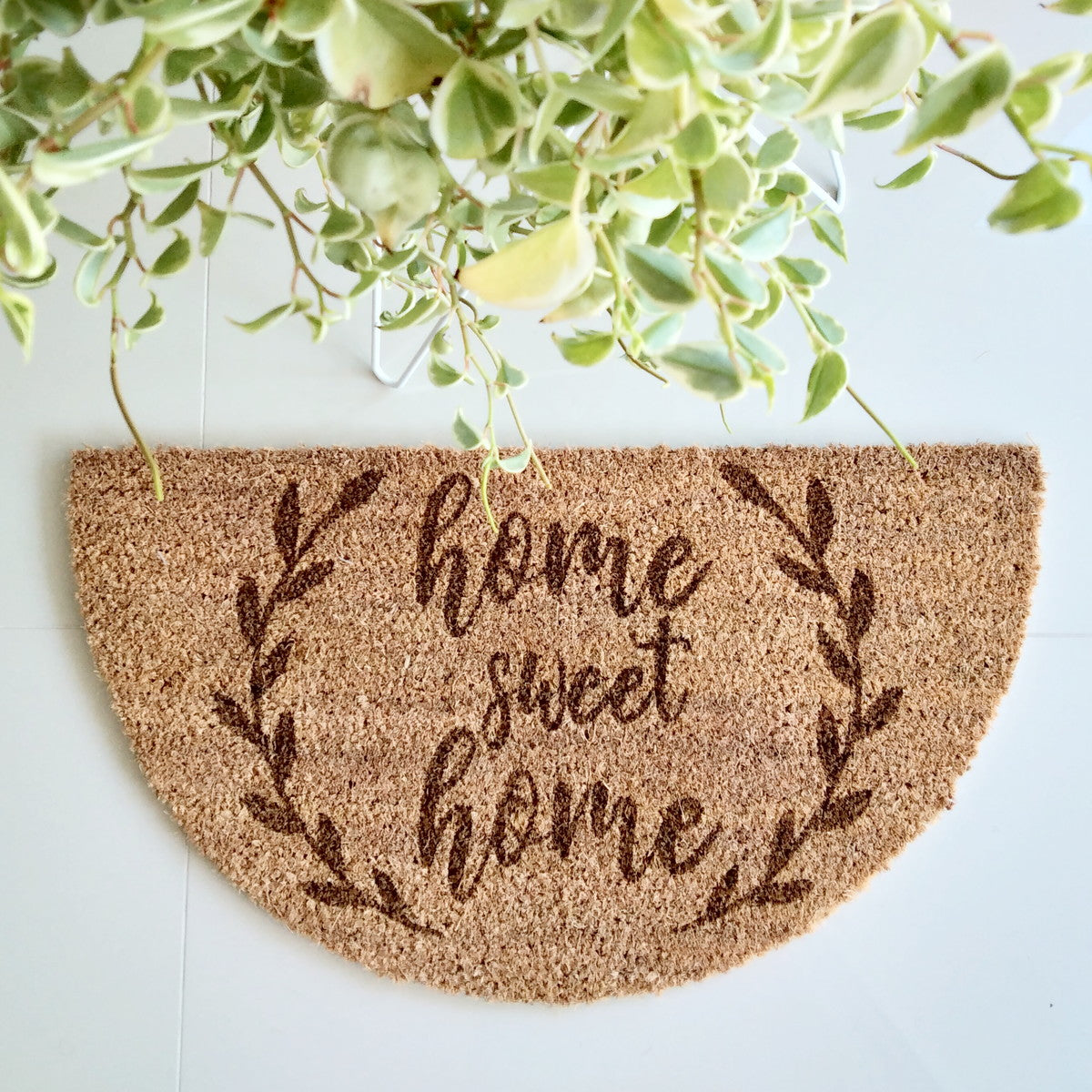 Capacho Fibra de Coco Meia Lua Home Sweet Home 60x33cm